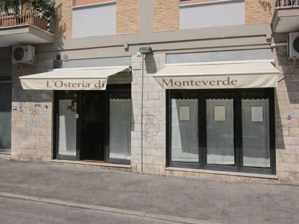 negozio in vendita a Roma in zona Gianicolense