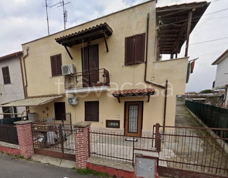 appartamento in vendita a Roma in zona Casal Morena
