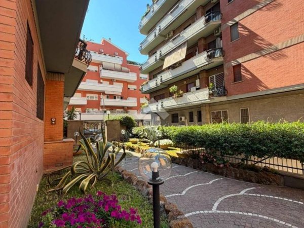 appartamento in vendita a Roma in zona Monte Sacro/Talenti