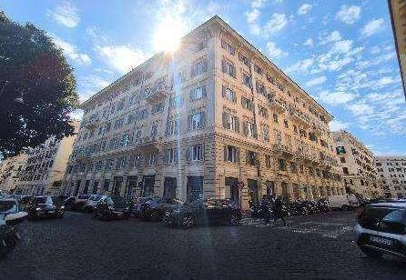appartamento in vendita a Roma in zona Salario