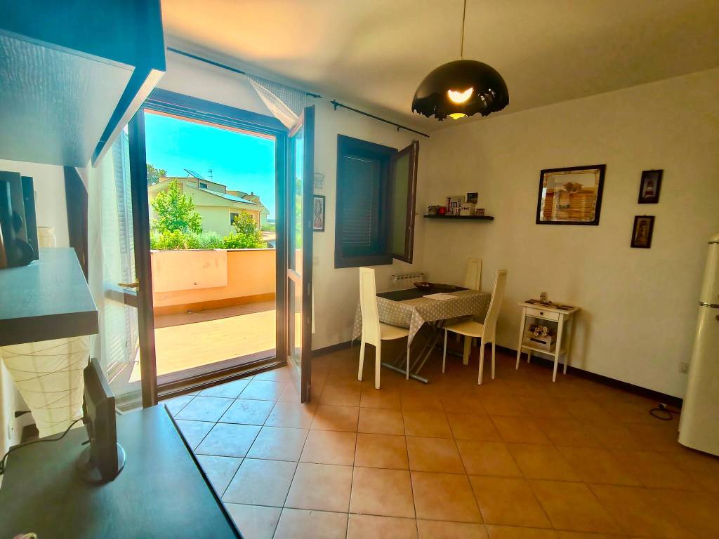 casa indipendente in vendita a Roma in zona Infernetto
