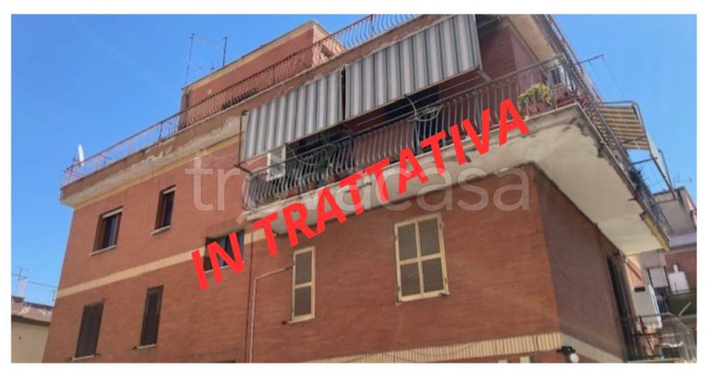 appartamento in vendita a Roma in zona Torre Maura