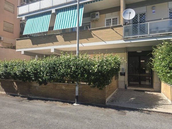appartamento in vendita a Roma in zona Monte Sacro/Talenti
