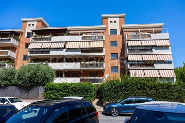 appartamento in vendita a Roma in zona Romanina