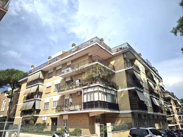 appartamento in vendita a Roma in zona Portuense
