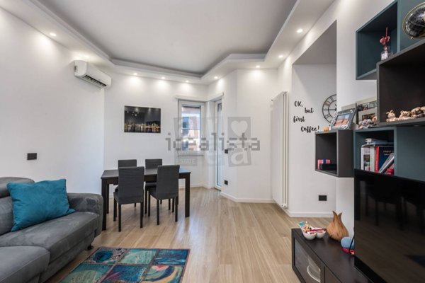 appartamento in vendita a Roma in zona Ardeatino