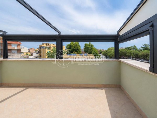 appartamento in vendita a Roma in zona Prenestino-Centocelle