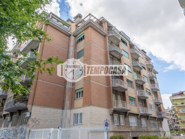 appartamento in vendita a Roma in zona Portuense