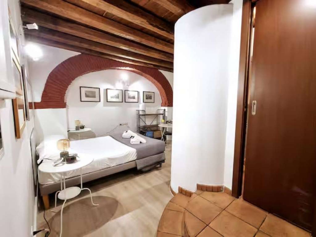 appartamento in vendita a Roma in zona Trastevere