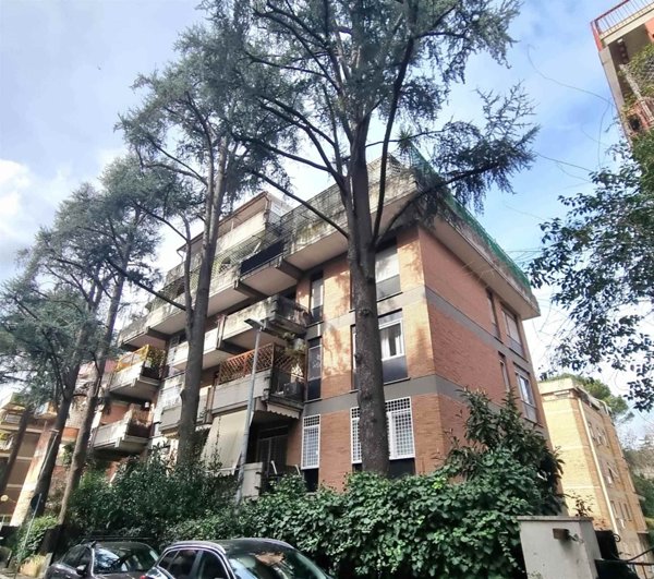 appartamento in vendita a Roma in zona Tor di Quinto