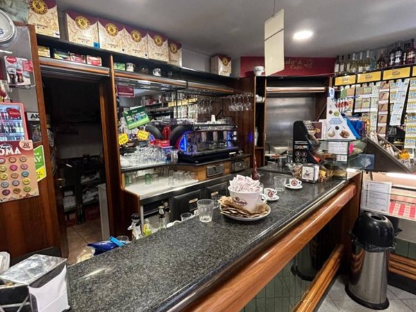 negozio in vendita a Roma in zona Trionfale