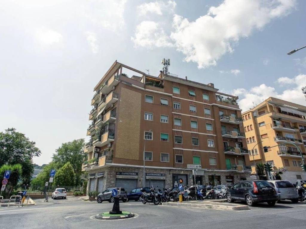 appartamento in vendita a Roma in zona Rione Prati