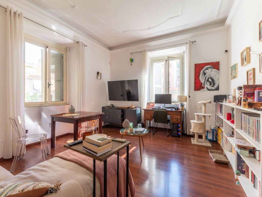 appartamento in vendita a Roma in zona Appio Latino