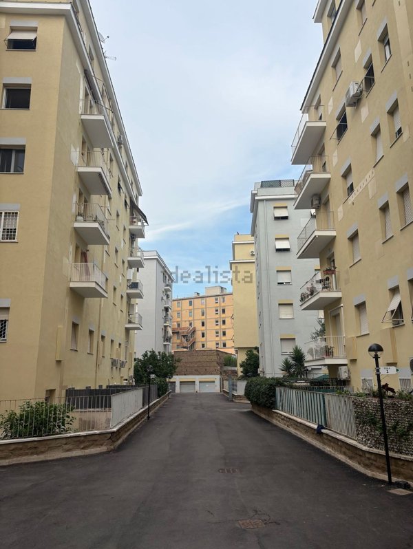 appartamento in vendita a Roma in zona Tuscolano