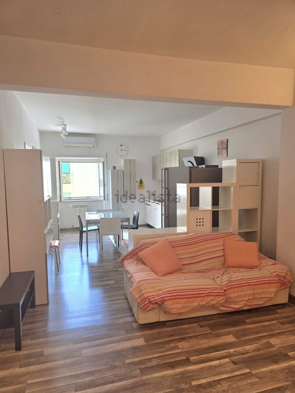 appartamento in vendita a Roma in zona Appio Latino