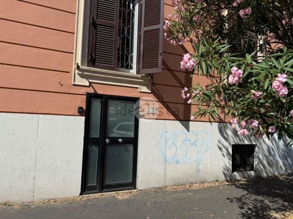 appartamento in vendita a Roma in zona Rione Monti/Campitelli