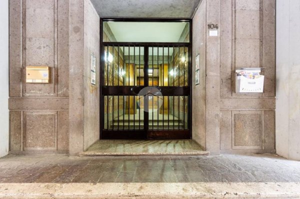 appartamento in vendita a Roma in zona Ostiense