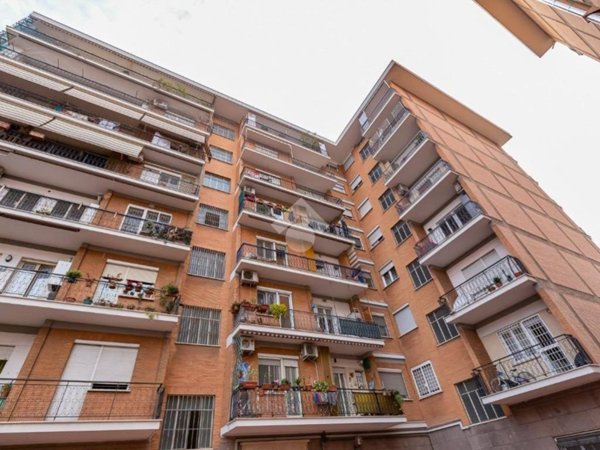 appartamento in vendita a Roma in zona Portuense