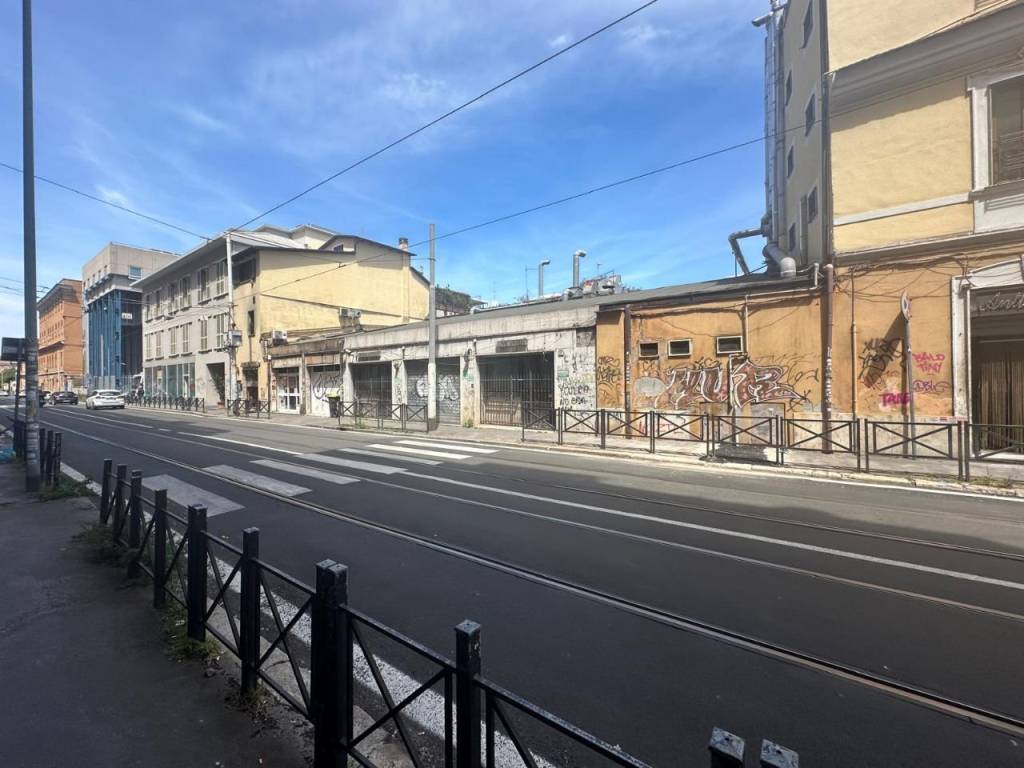 negozio in vendita a Roma in zona Tiburtino