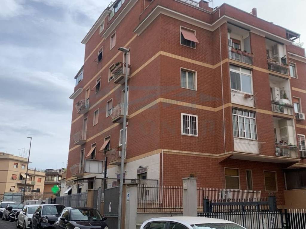 appartamento in vendita a Roma in zona Torrevecchia