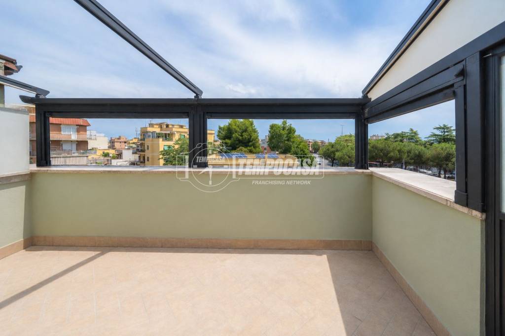 appartamento in vendita a Roma in zona Prenestino-Centocelle