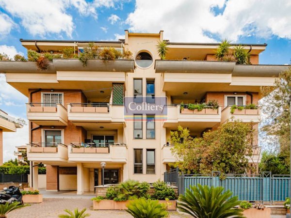 appartamento in vendita a Roma in zona Mezzocammino