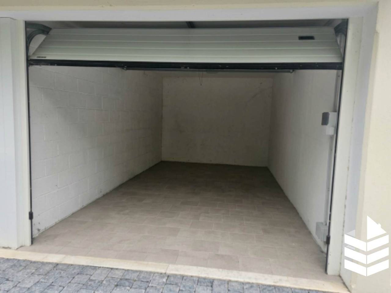 casa indipendente in vendita a Roma in zona Tomba di Nerone