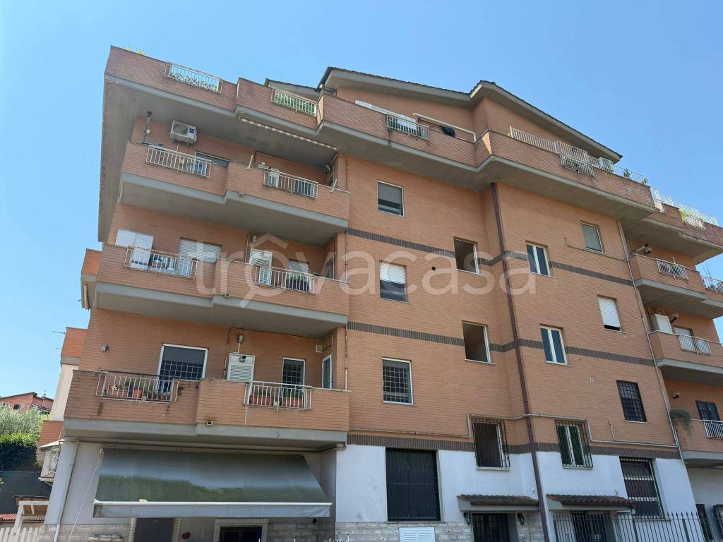 appartamento in vendita a Roma in zona Ottavia