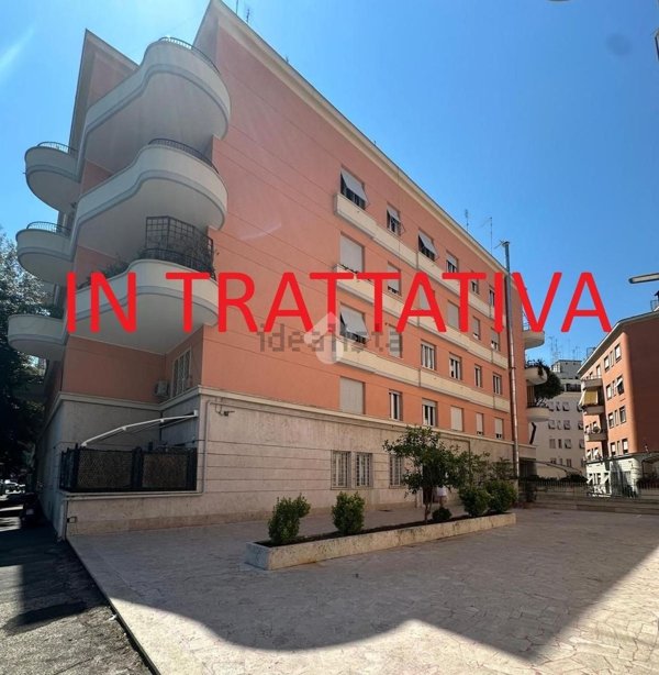 appartamento in vendita a Roma in zona Della Vittoria