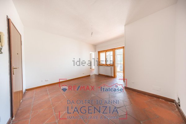 appartamento in vendita a Roma in zona Tor de' Cenci
