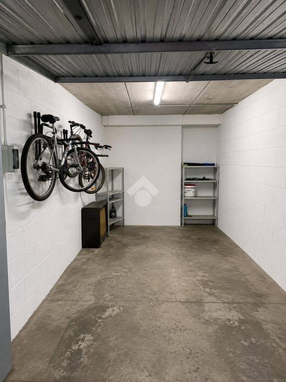 casa indipendente in vendita a Roma in zona Appio Claudio