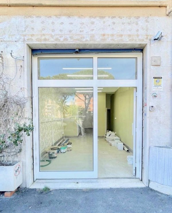 casa indipendente in vendita a Roma in zona Ostiense