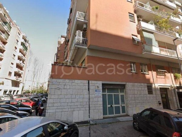 negozio in vendita a Roma in zona Monte Sacro/Talenti