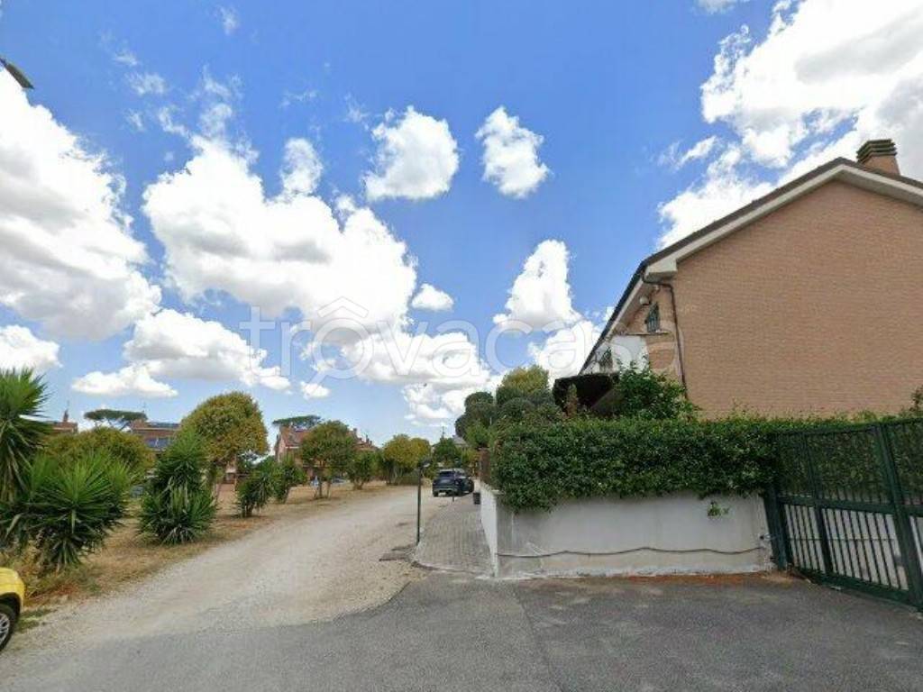 casa indipendente in vendita a Roma in zona Collatino