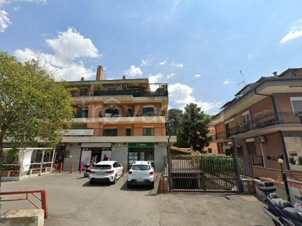 appartamento in vendita a Roma in zona Casal Morena