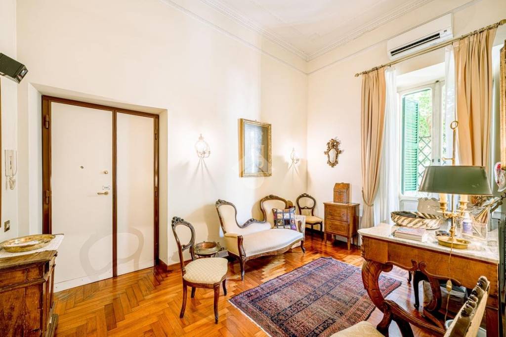 appartamento in vendita a Roma in zona Rione Prati