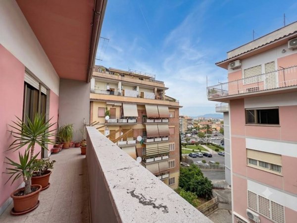 appartamento in vendita a Roma in zona Collatino