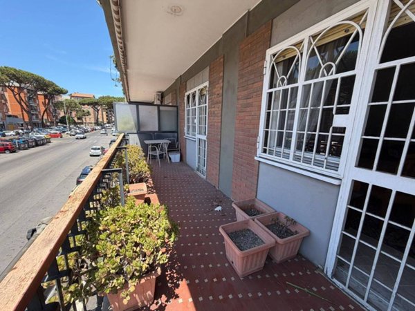 appartamento in vendita a Roma in zona Ostia