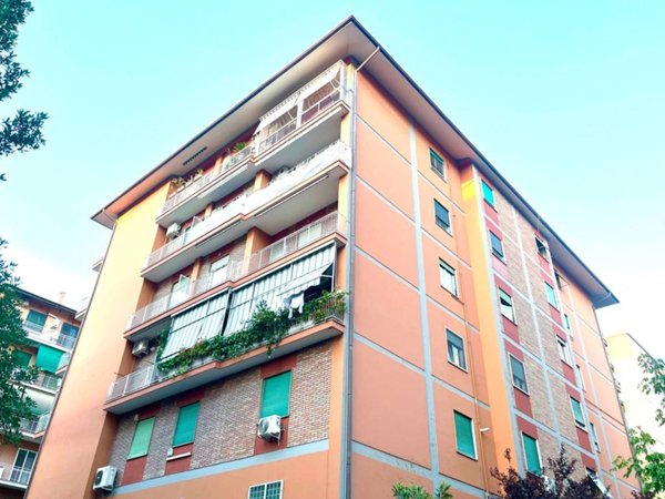 appartamento in vendita a Roma in zona Ostiense