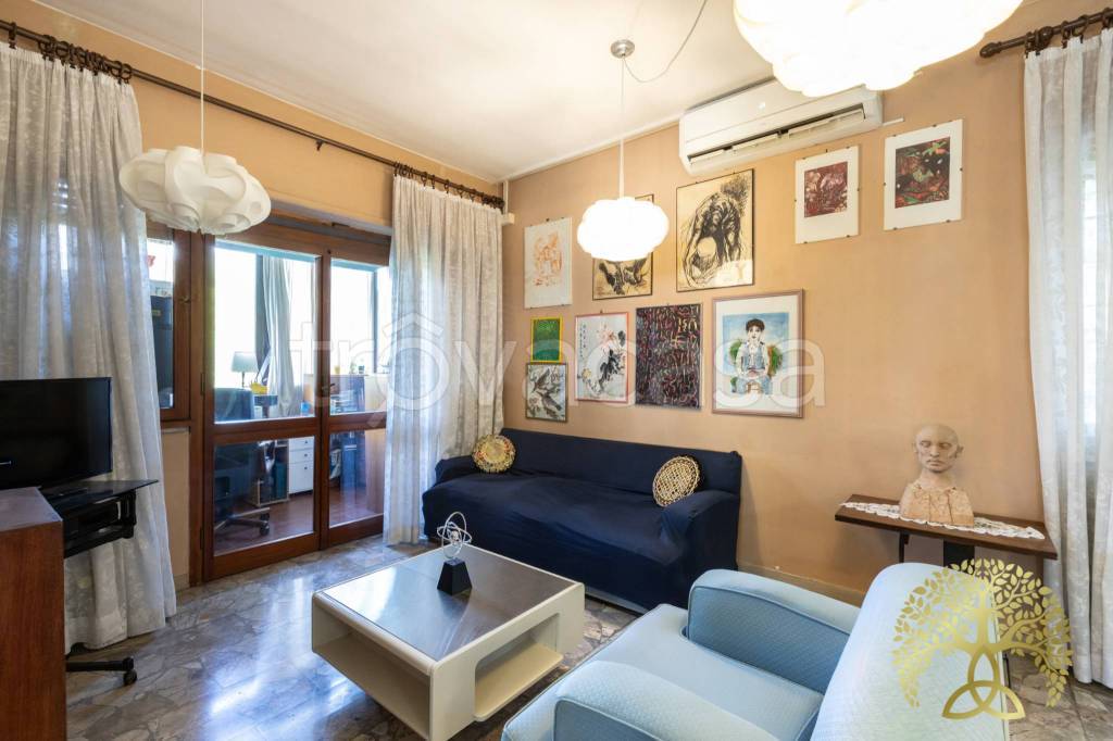 appartamento in vendita a Roma in zona Tomba di Nerone