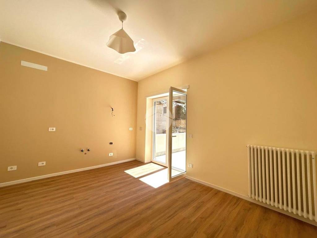 appartamento in vendita a Roma in zona Portuense