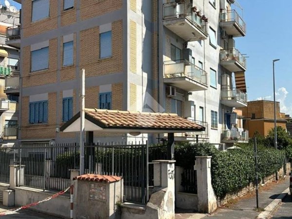 appartamento in vendita a Roma in zona Alessandrino