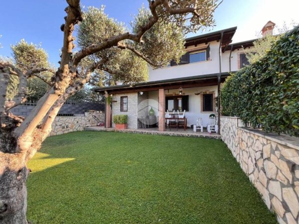 casa indipendente in vendita a Roma in zona Borghesiana