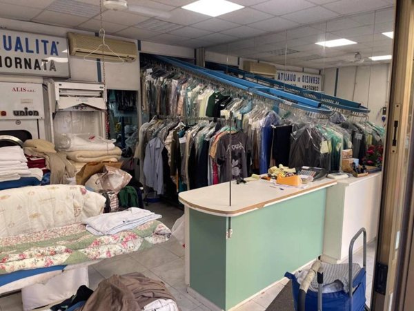 negozio in vendita a Roma