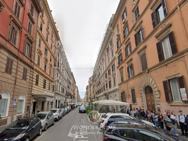 appartamento in vendita a Roma in zona Esquilino