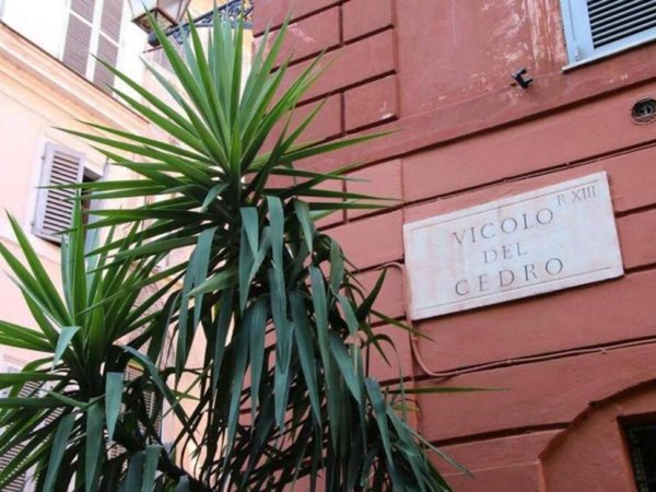 negozio in vendita a Roma in zona Trastevere