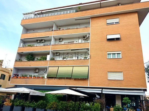 appartamento in vendita a Roma in zona Tuscolano
