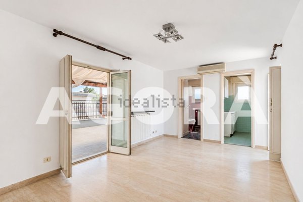 appartamento in vendita a Roma in zona Gianicolense