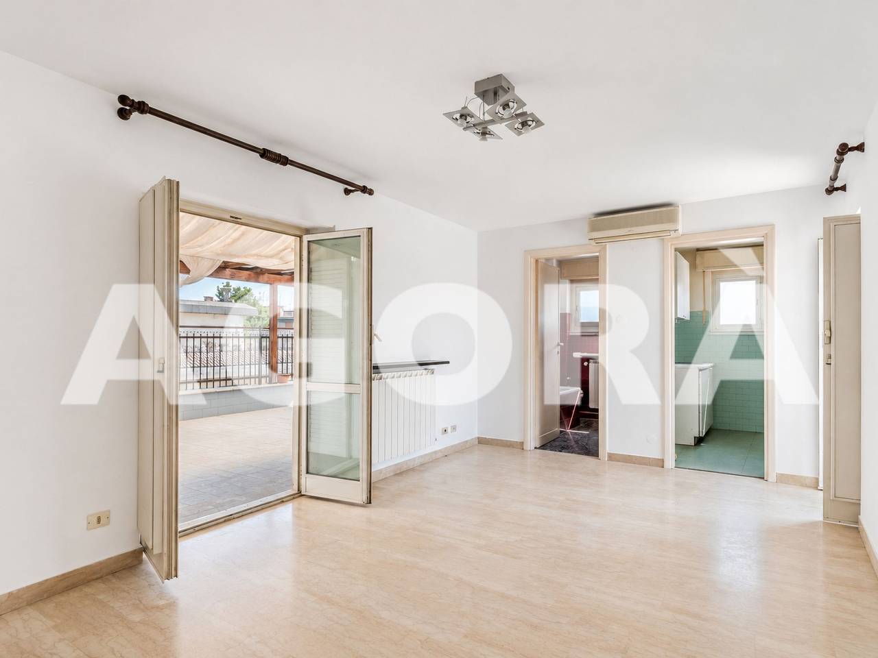 appartamento in vendita a Roma in zona Gianicolense