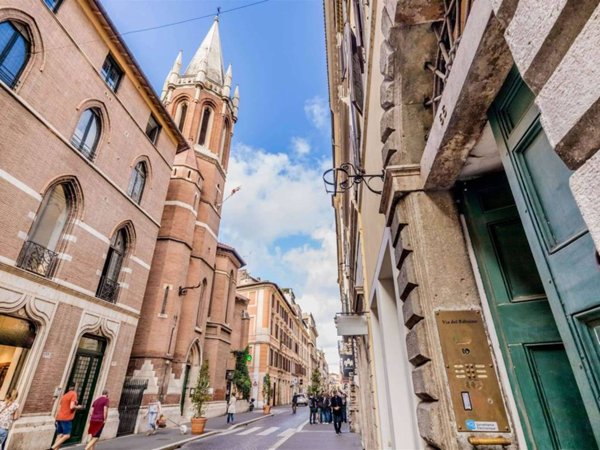 appartamento in vendita a Roma in zona Campo Marzio